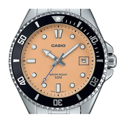 Reloj Casio Standard analógico de acero inoxidable con esfera color salmón y cuarzo MDV-10D-4A2V para hombre