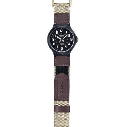 Reloj Casio MW-240B-5BV de cuarzo con esfera negra y correa de tela analógica estándar para hombre