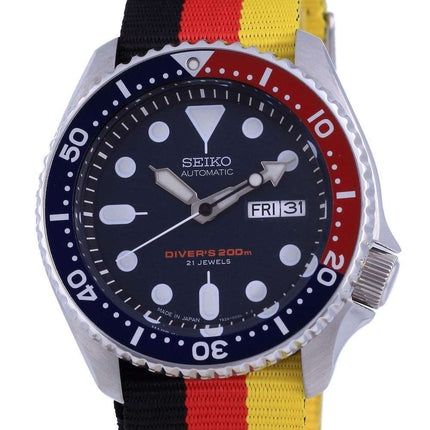 Seiko Automatic Diver&#39,s Polyester Japan Made SKX009J1-var-NATO26 200M Reloj para hombre