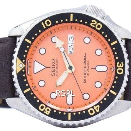 Reloj relación cuero marrón oscuro SKX011J1-LS11 200M de los hombres de Seiko Automatic Diver