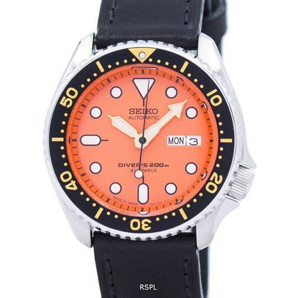 Reloj relación cuero negro SKX011J1-LS8 200M de los hombres de Seiko Automatic Diver