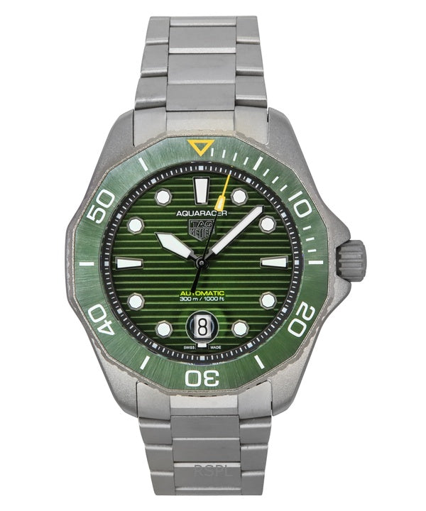 Reloj automático para hombre Tag Heuer Aquaracer Professional Date con esfera verde de titanio WBP208B.BF0631 300M