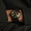 Reloj para hombre AVI-8 Dambuster Chadwick Meca-Quartz con correa de piel de color negro carbón y esfera negra AV-4113-03