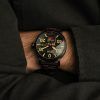 Reloj de cuarzo con camuflaje AVI-8 Dambuster 617 Squadron 80th Anniversary Dual Time Chronograph Edición limitada AV-4107-02 pa