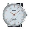 Reloj Casio Standard analógico con correa de cuero negra y esfera blanca inspirada en el mármol, cuarzo MTP-VT01LM-7A para hombr