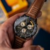 Reloj de cuarzo para hombre AVI-8 P-51 Mustang Blakeslee Chronograph Imperial War Museums Edition Lambeth con esfera negra AV-40