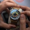 Reloj automático para hombre AVI-8 Flyboy Wingman Worldtimer GMT con esfera azul atlántico AV-4120-01 y correa adicional