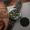 Reloj para hombre AVI-8 Dambuster Chadwick Meca-Quartz con correa de piel verde bosque y esfera verde AV-4113-02